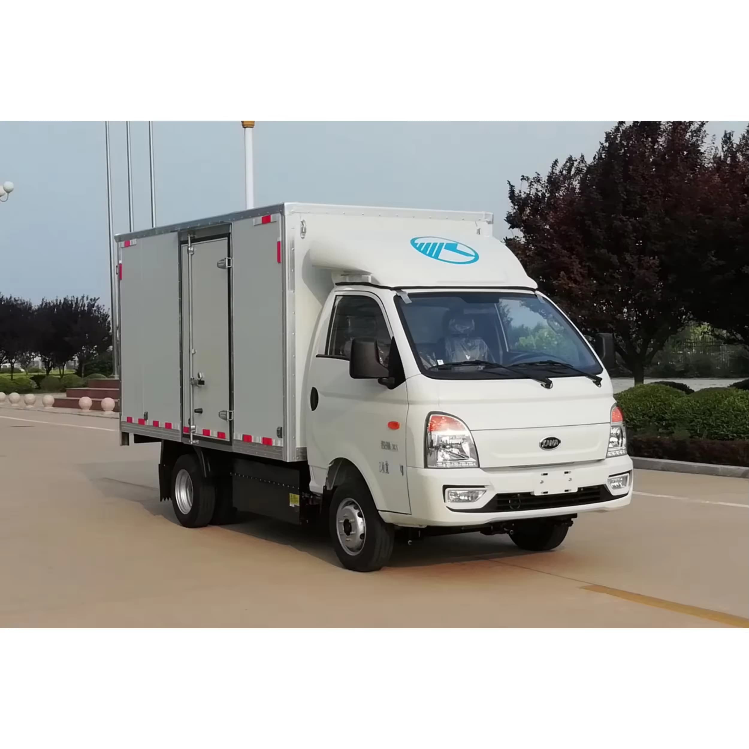 KAMA 1–2 Ton Electric Refrigerated Van | EV Cold Chain Delivery Truck